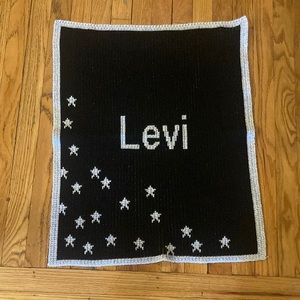 NWOT Butterscotch Blankee Metallic Sprinkled Stars Baby blanket. Silver/black!